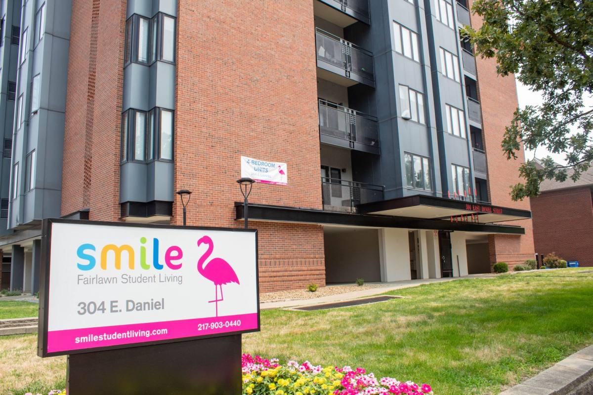 Apartment for rent at 304 E Daniel, Champaign, IL 61820