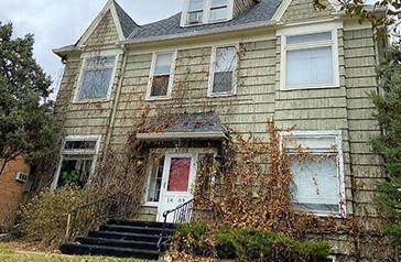 Apartment for rent at 1409 5th St SE, Minneapolis, MN 55414
