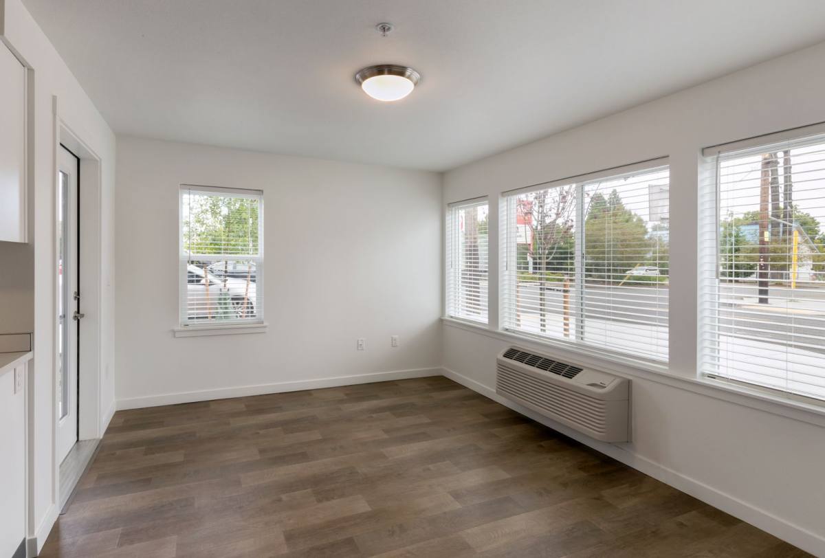 Apartment for rent at 7676 N Lombard St, Portland, OR 97203