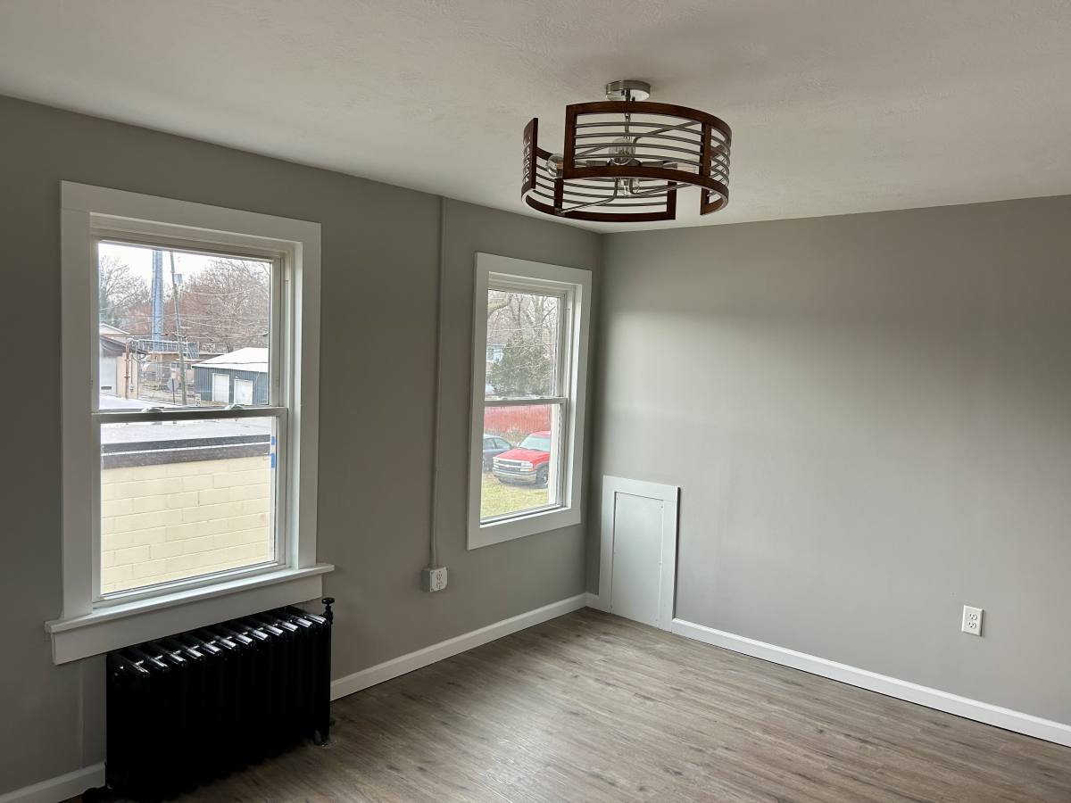 Apartment for rent at 413 W Turkeyfoot Lake Rd, Akron, OH 44319