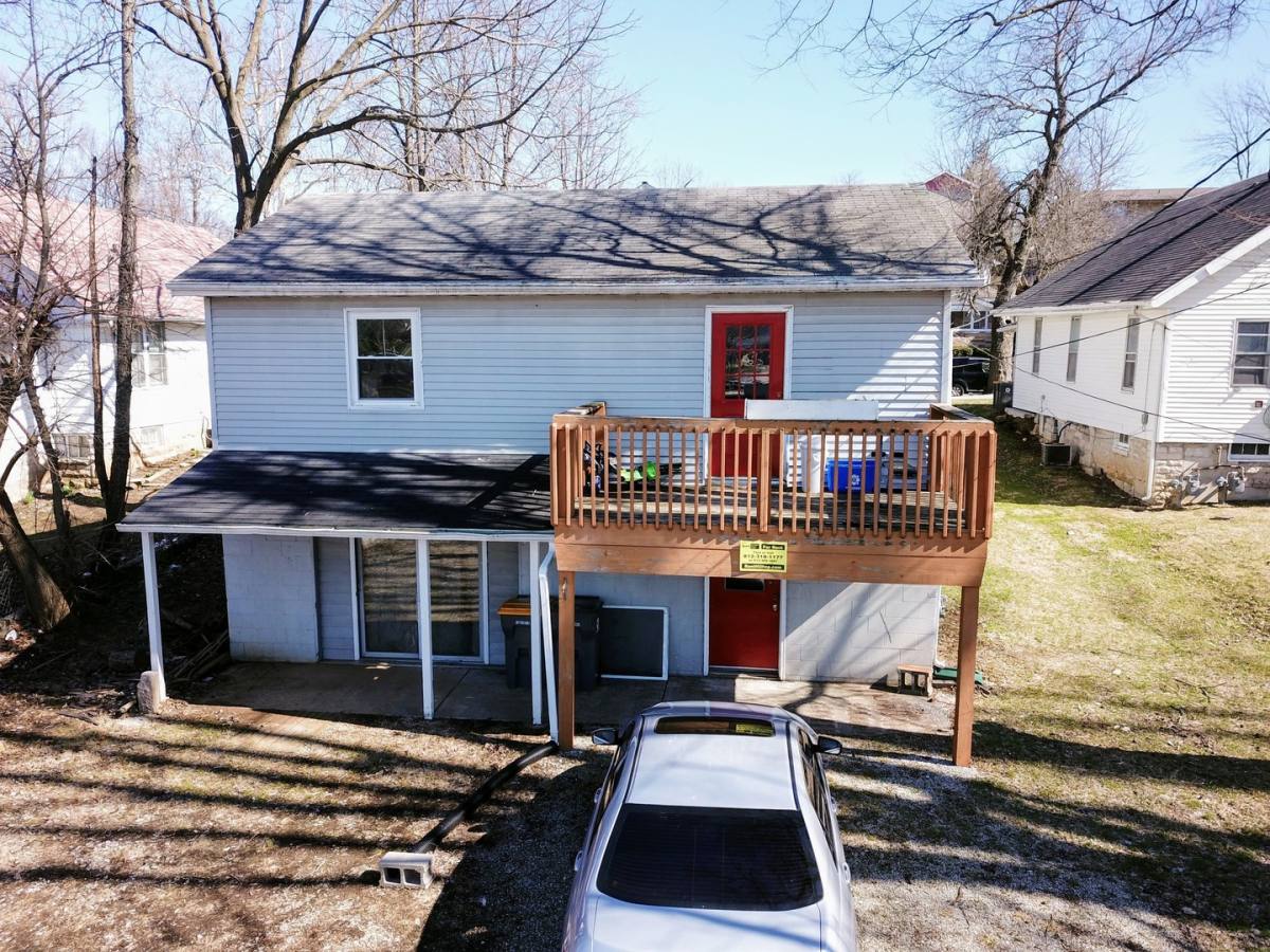 Apartment for rent at 518 S Washington St, Bloomington, IN 47401