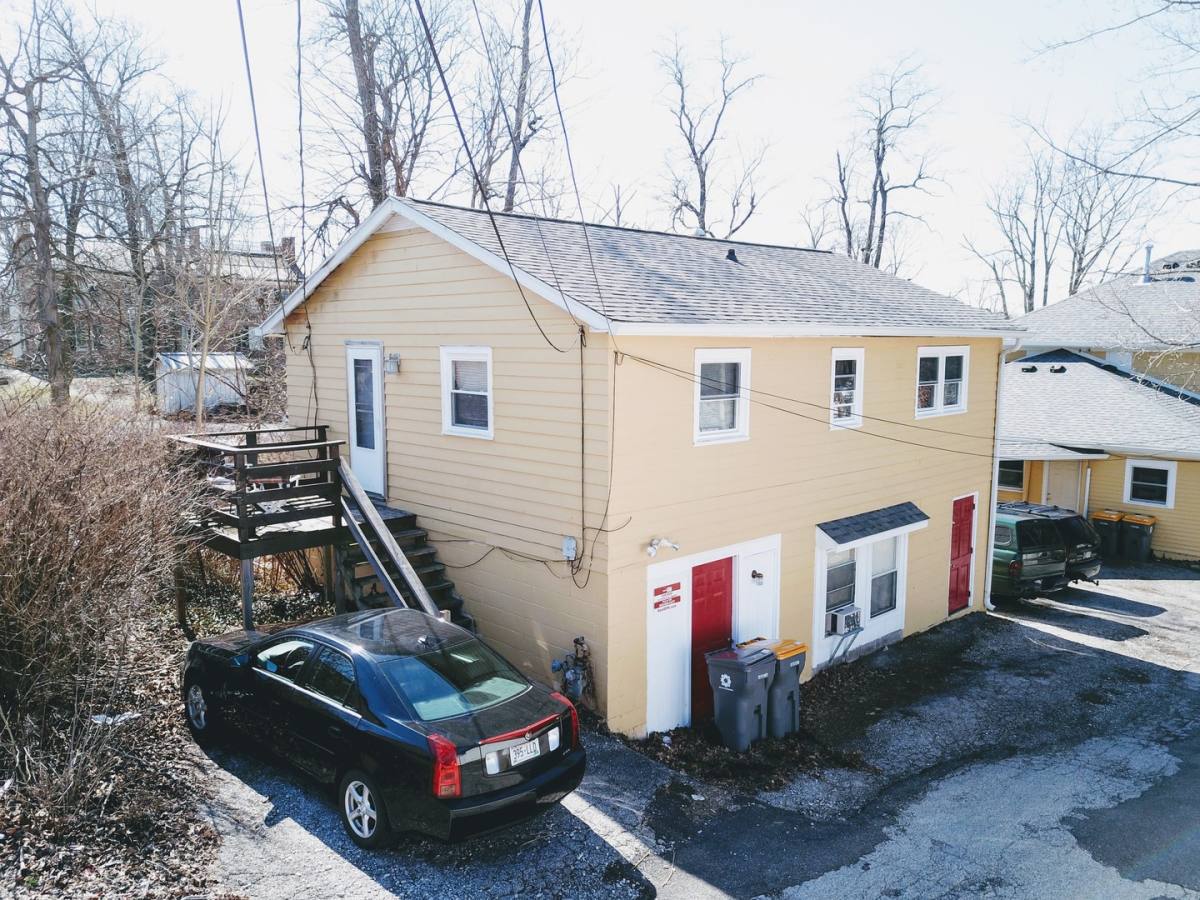 Apartment for rent at 407 1 2 S Lincoln St, Bloomington, IN 47401