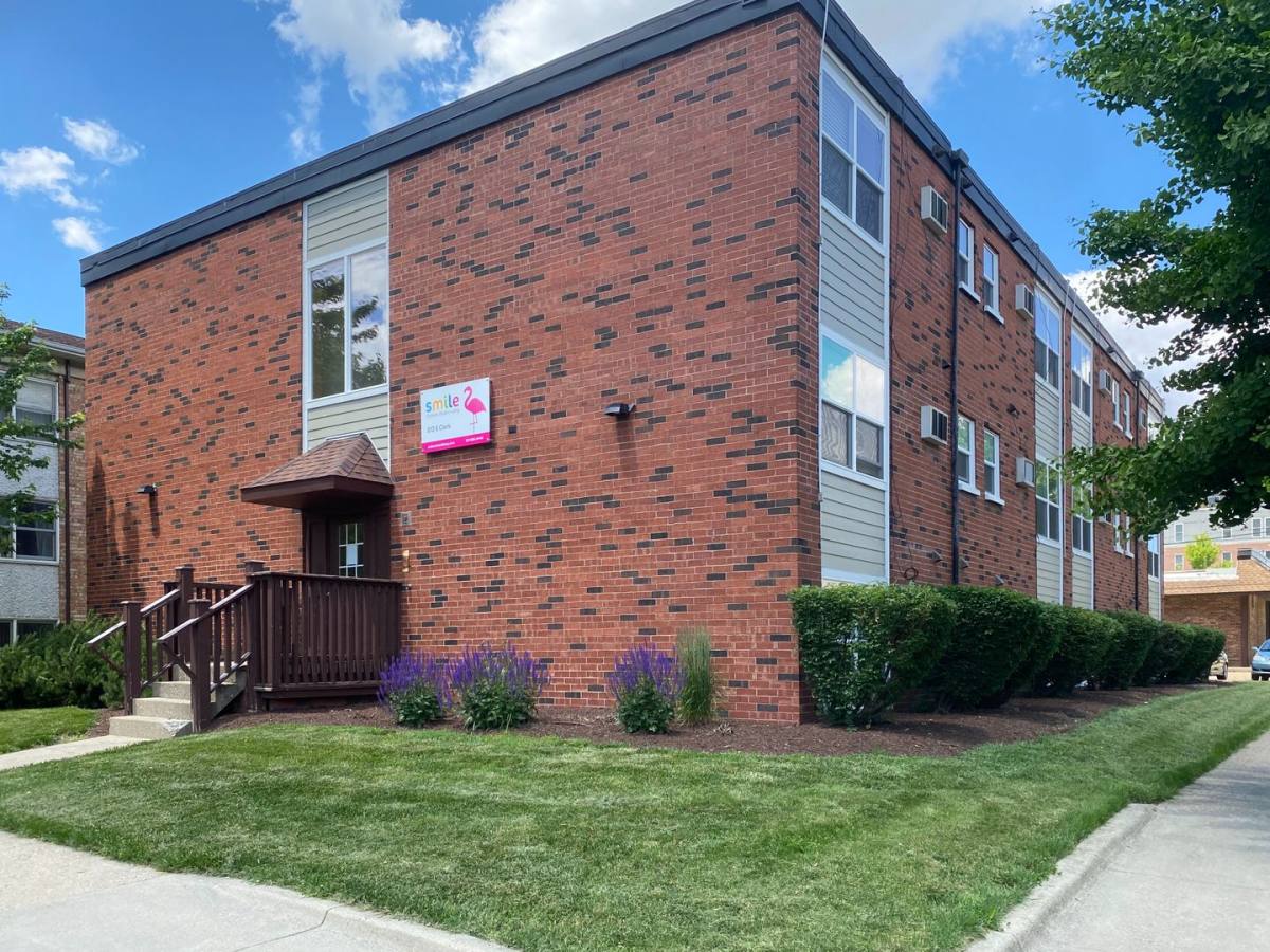 Apartment for rent at 512 E Clark, Champaign, IL 61820
