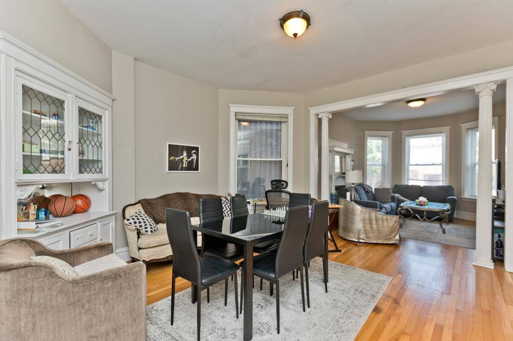 Condo for rent at 3350 N Sheffeld #1, Chicago, IL 60657