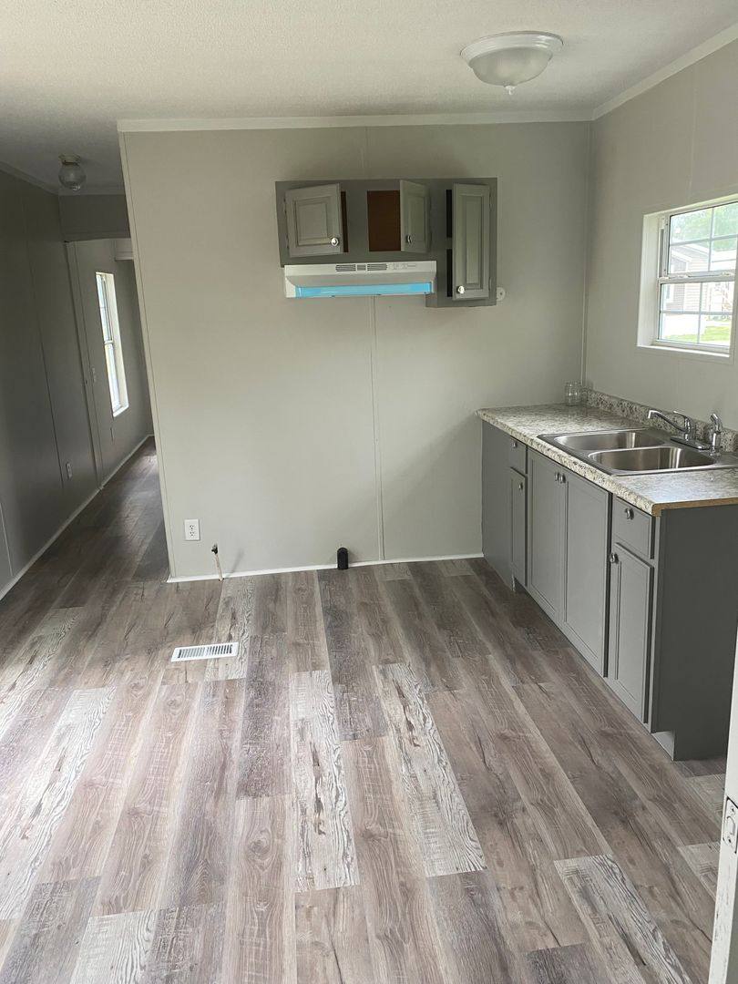 Apartment for rent at 4405 Old Jeanerette Highway, New Iberia, LA 70560