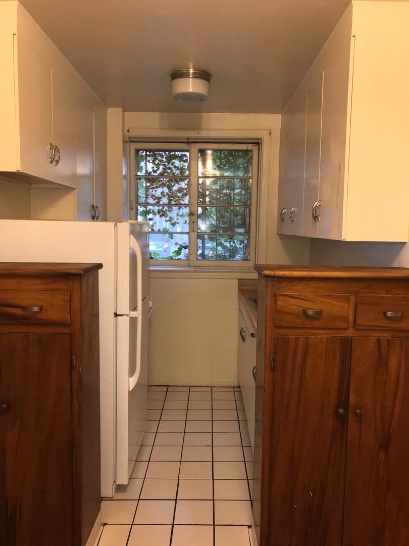 Apartment for rent at 285 E 15th Ave, Columbus, OH 43201