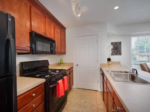 Apartment for rent at 1800 26th St S #A31, Arlington, VA 22206