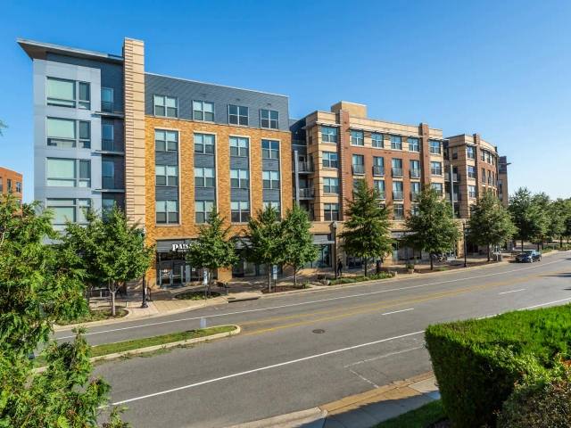 Apartment for rent at 2201 N Pershing Dr #D11, Arlington, VA 22201