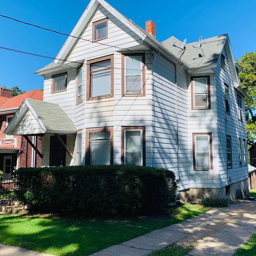 Apartment for rent at 2014 Kendall Ave, Madison, WI 53726