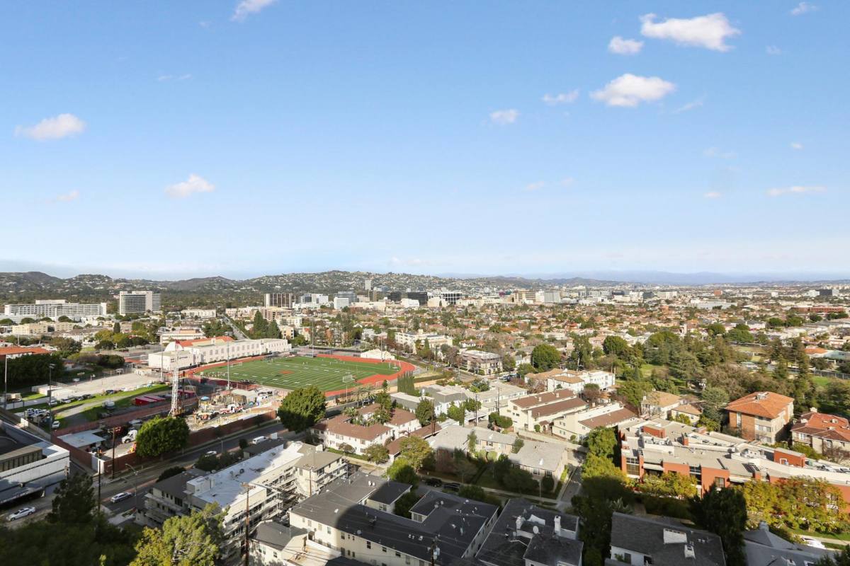 Townhouse for rent at Century Park East Condominiums, 2170 Century Park E #1502, Los Angeles, CA 90067