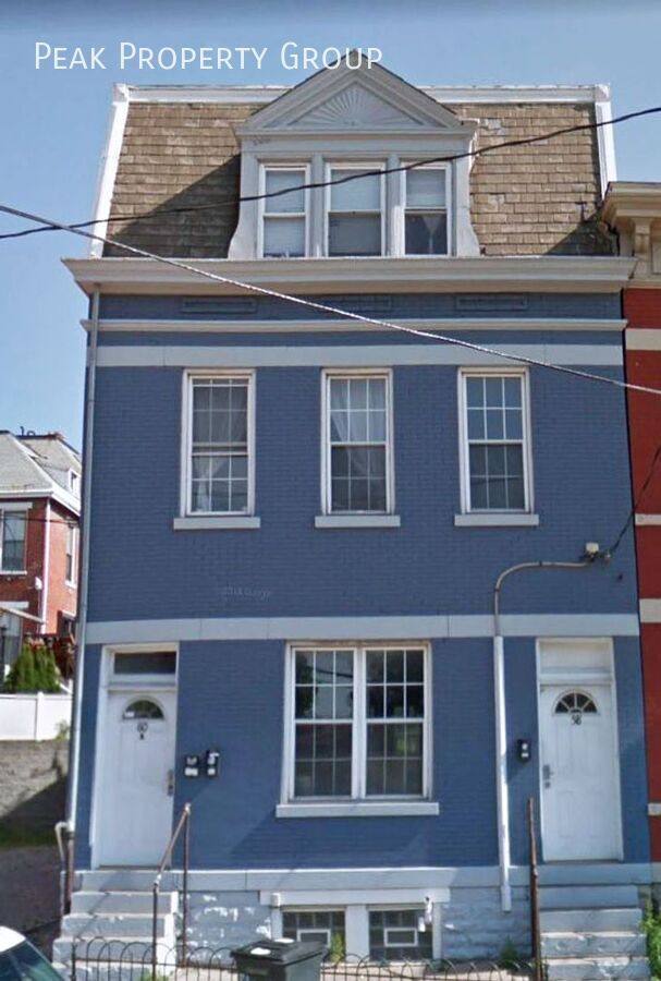 Apartment for rent at 60 W McMillan St #3, Cincinnati, OH 45219