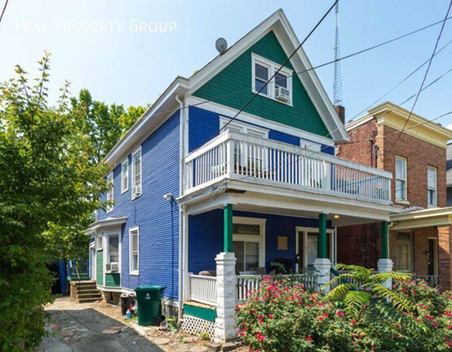 Apartment for rent at 213 Atkinson St, Cincinnati, OH 45219