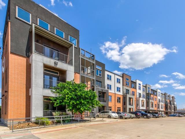 Apartment for rent at 616 E Hickory St #E22, Denton, TX 76205