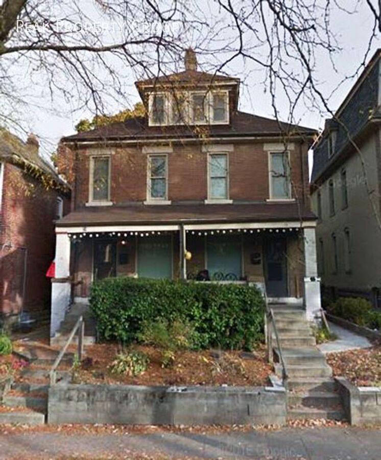 Apartment for rent at 76 Euclid Ave, Columbus, OH 43201