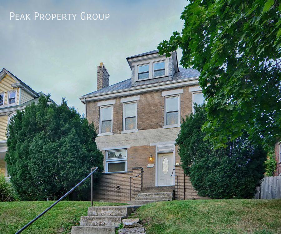 Apartment for rent at 1638 N 4th St, Columbus, OH 43201