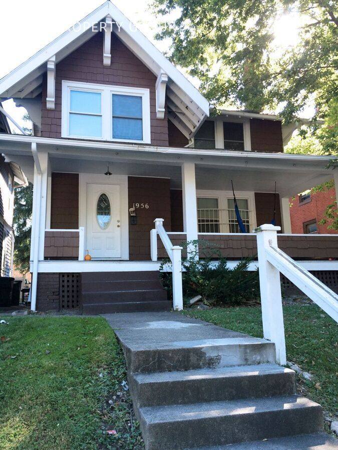 Apartment for rent at 1956 Summit St, Columbus, OH 43201