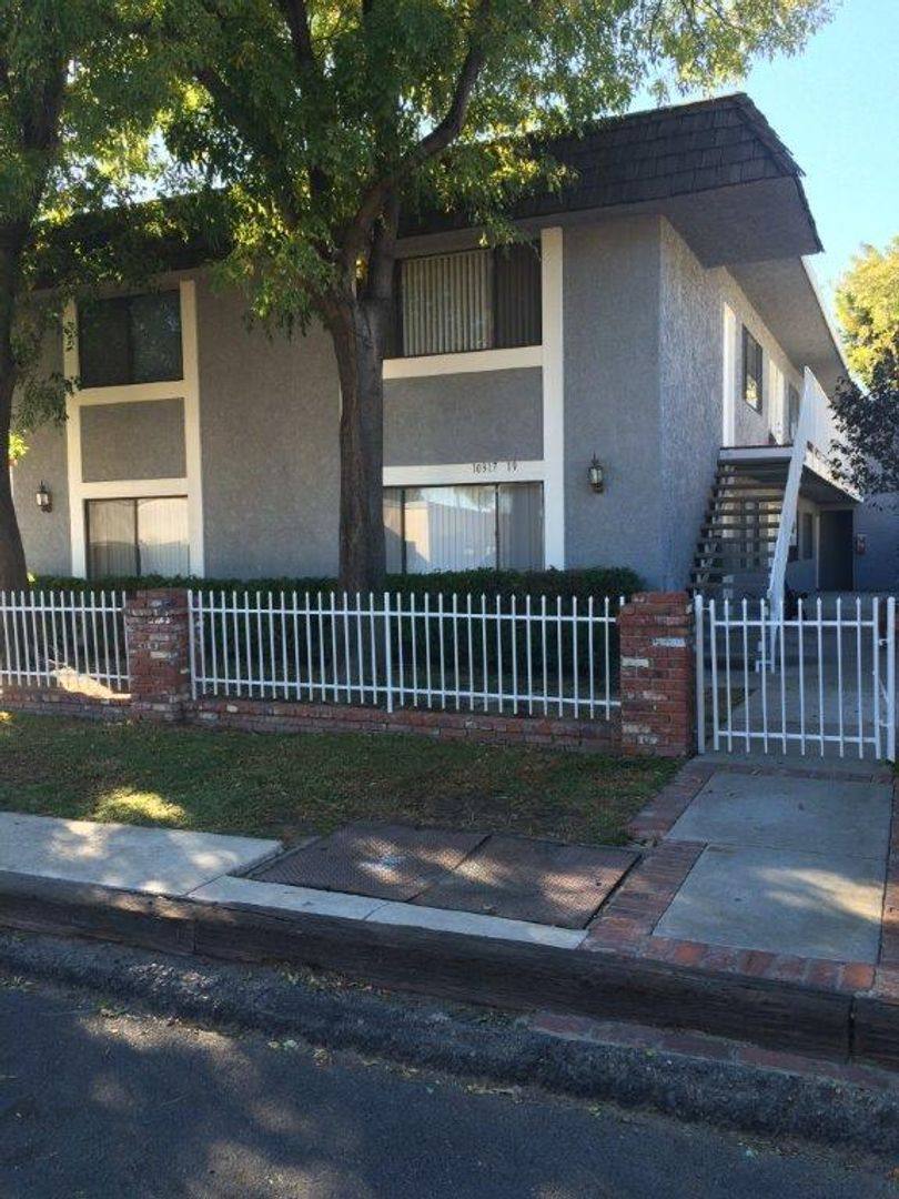 10317 Jordan Ave, Chatsworth, CA 91311 Apartment For Rent