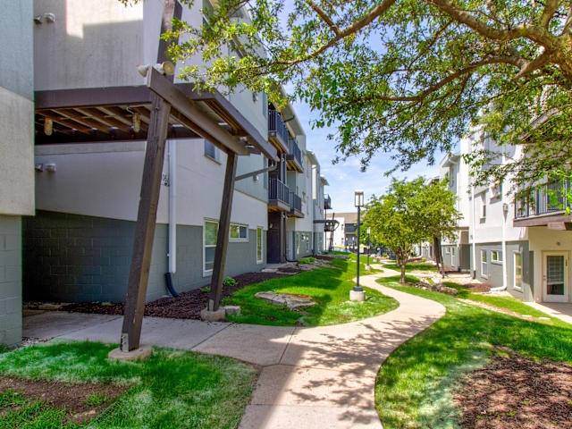 Apartment for rent at 17010 Hawthorne Plaza #C32, Omaha, NE 68118