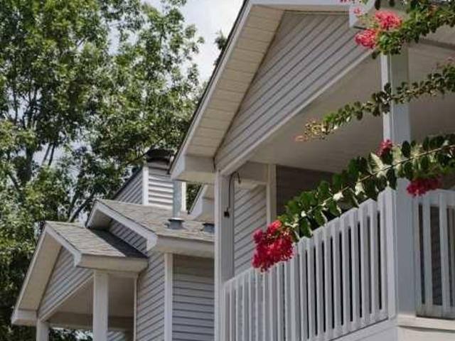 Apartment for rent at 2750 Old Saint Augustine Rd #E23, Tallahassee, FL 32301