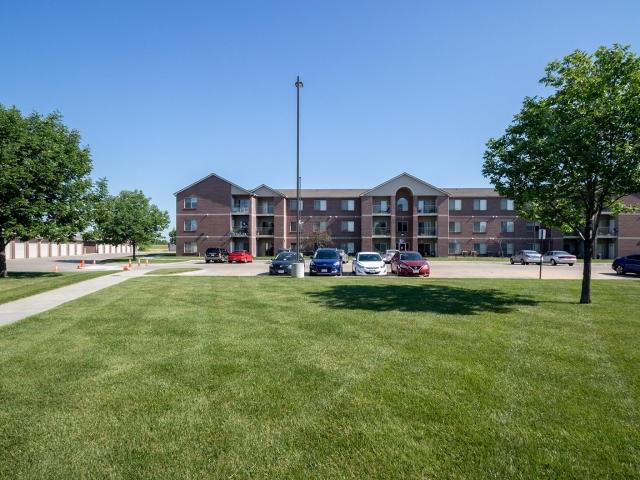 Apartment for rent at 1121 W C St #E33, Lincoln, NE 68522