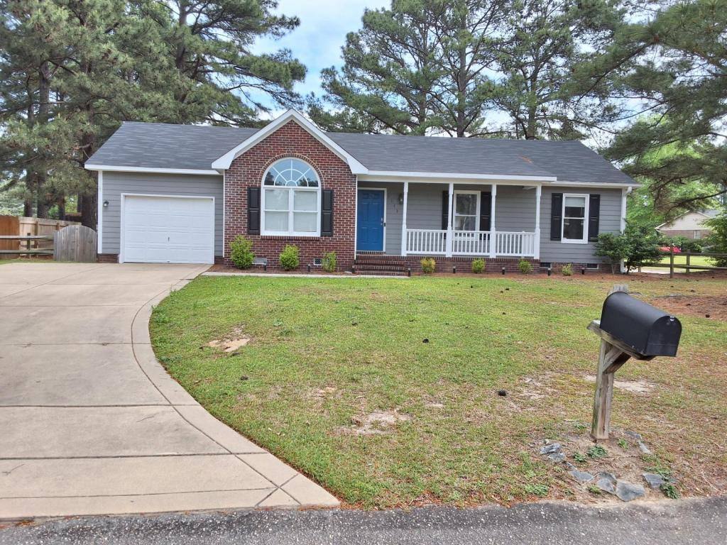 Farmington 1143 Butterwood Circle, Fayetteville, NC 28314 House For