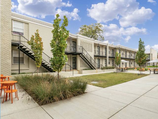 Apartment for rent at 1070 Poplar Ave #E22, Memphis, TN 38105