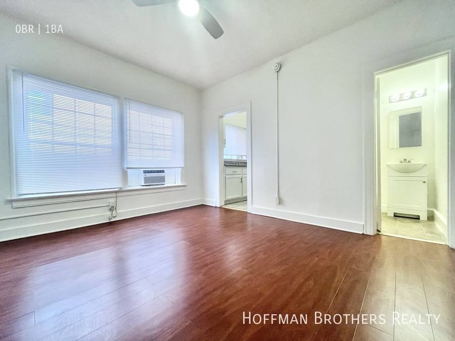 Apartment for rent at 1737 N Gramercy Place #210, Los Angeles, CA 90028