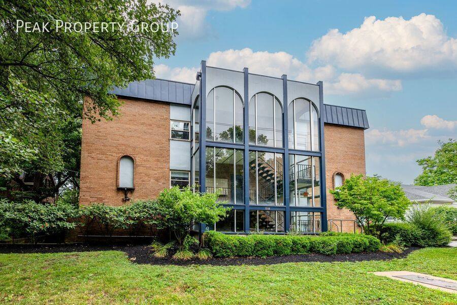 Apartment for rent at 3336 Jefferson Ave #32, Cincinnati, OH 45220