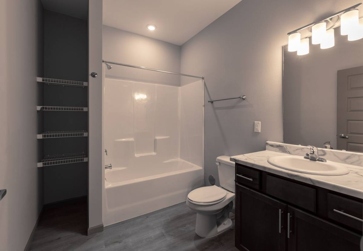 Apartment for rent at 106 E Greenbriar Dr, Nixa, MO 65714
