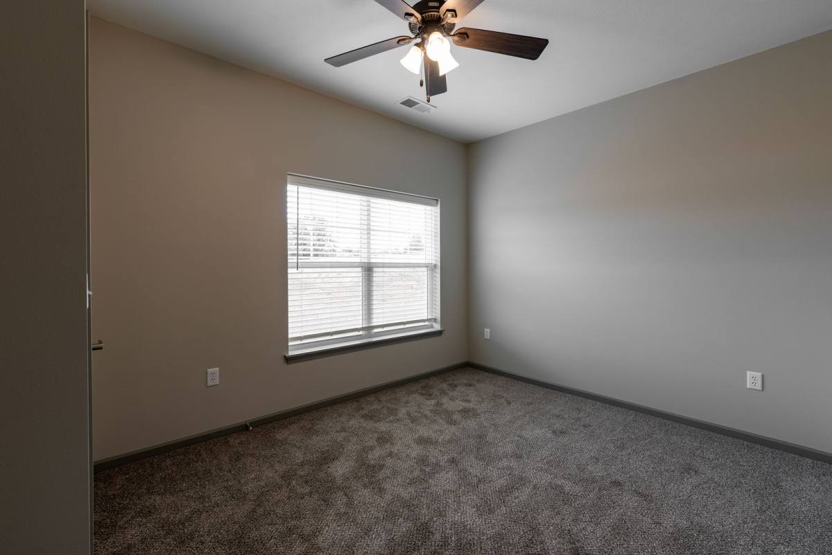 Apartment for rent at 106 E Greenbriar Dr, Nixa, MO 65714