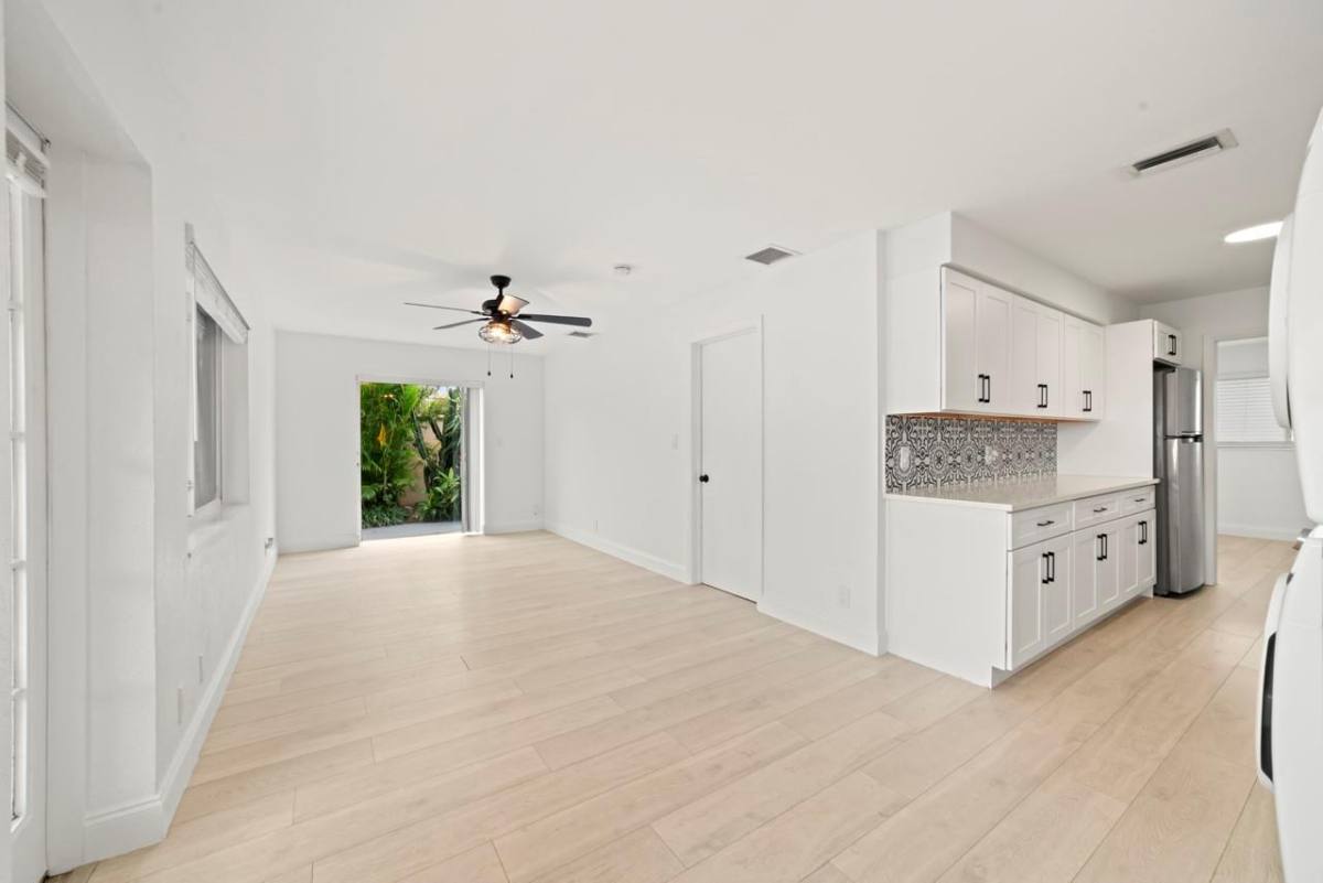 1017 N Victoria Park Rd SFRS, Fort Lauderdale, FL 33304 Apartment