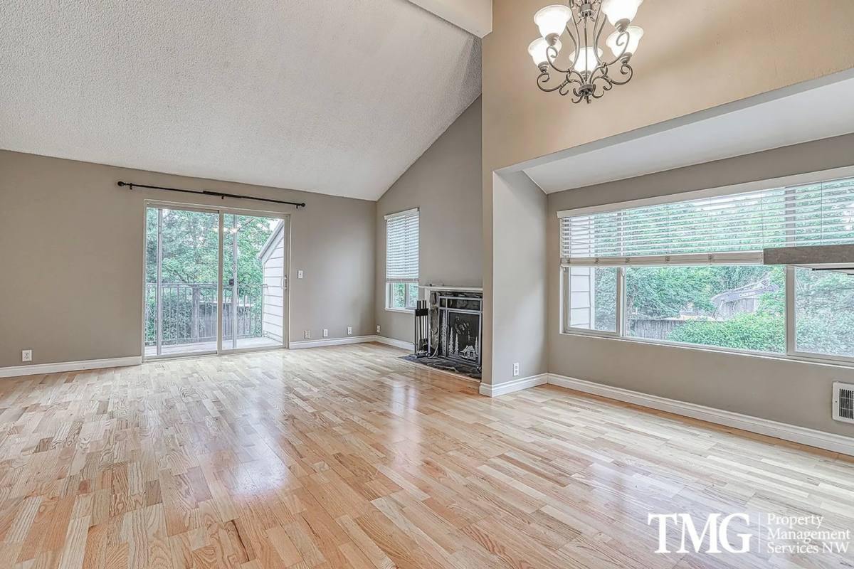 11696 SW Boones Bend Dr, Beaverton, OR 97008 Condo For Rent 2,295