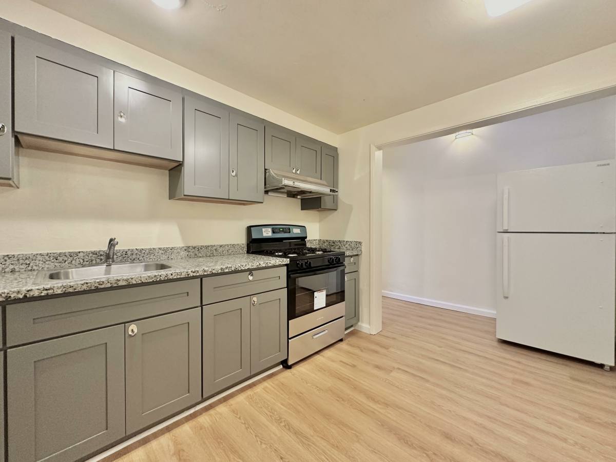 Apartment for rent at 545 Cabrillo St, San Francisco, CA 94118