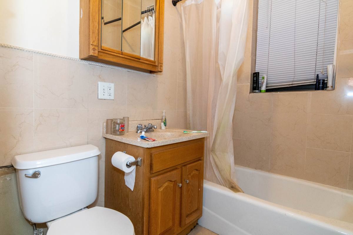 Apartment for rent at 204 Hemenway St, Boston, MA 02115