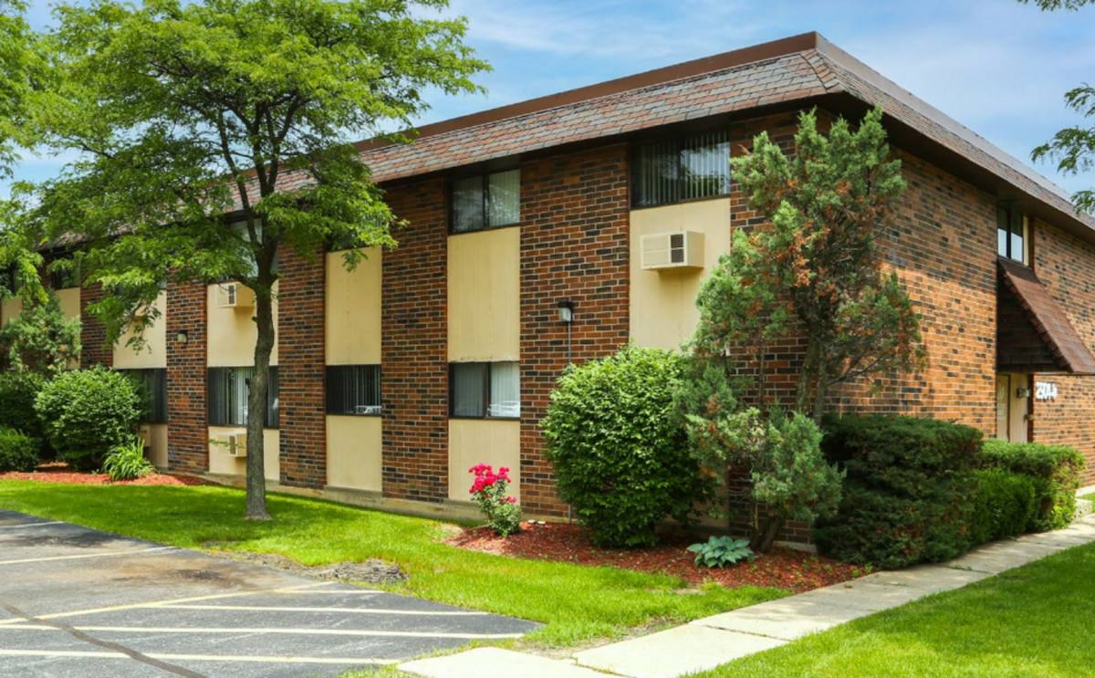 Apartment for rent at 2904 31st St, Zion, IL 60099