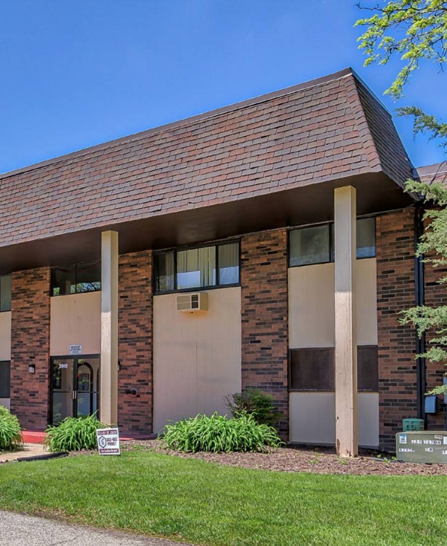 Apartment for rent at 2904 31st St, Zion, IL 60099