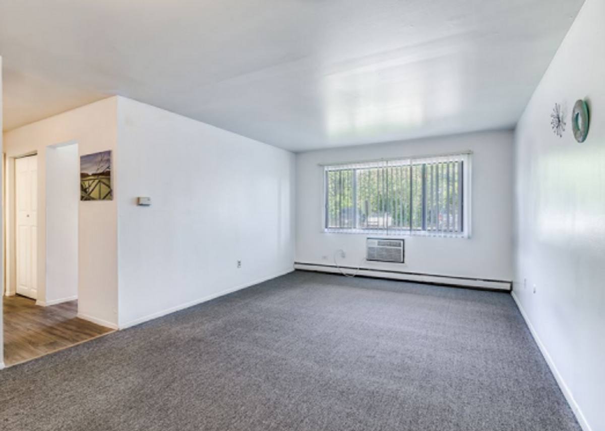 Apartment for rent at 2904 31st St, Zion, IL 60099