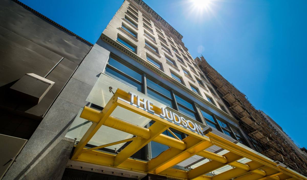 Apartment for rent at 424 S Broadway, Los Angeles, CA 90013