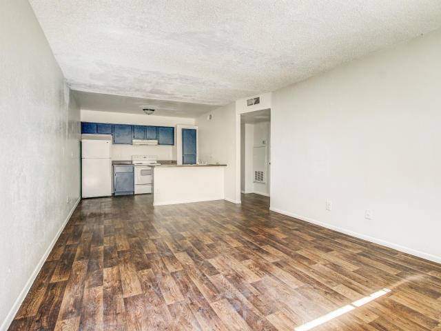Apartment for rent at 6801 N 25th Dr #A32, Phoenix, AZ 85017