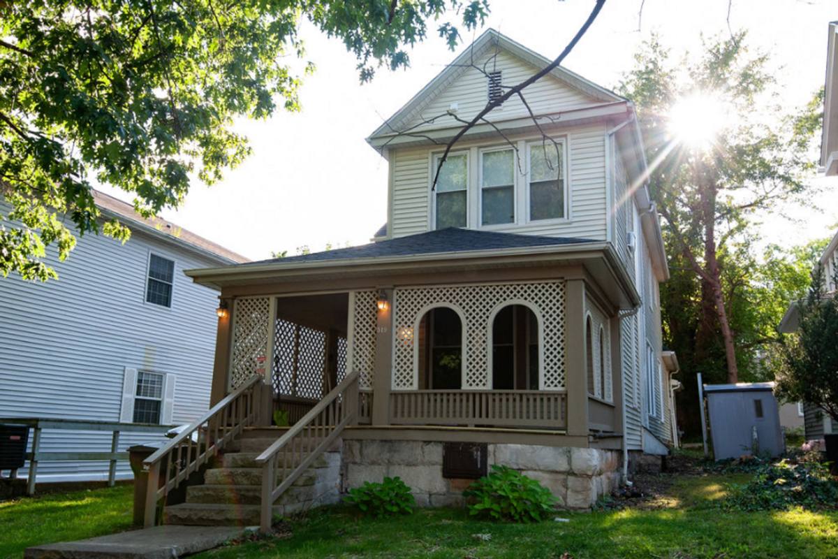 Apartment for rent at 319 N Lincoln, Bloomington, IN 47404