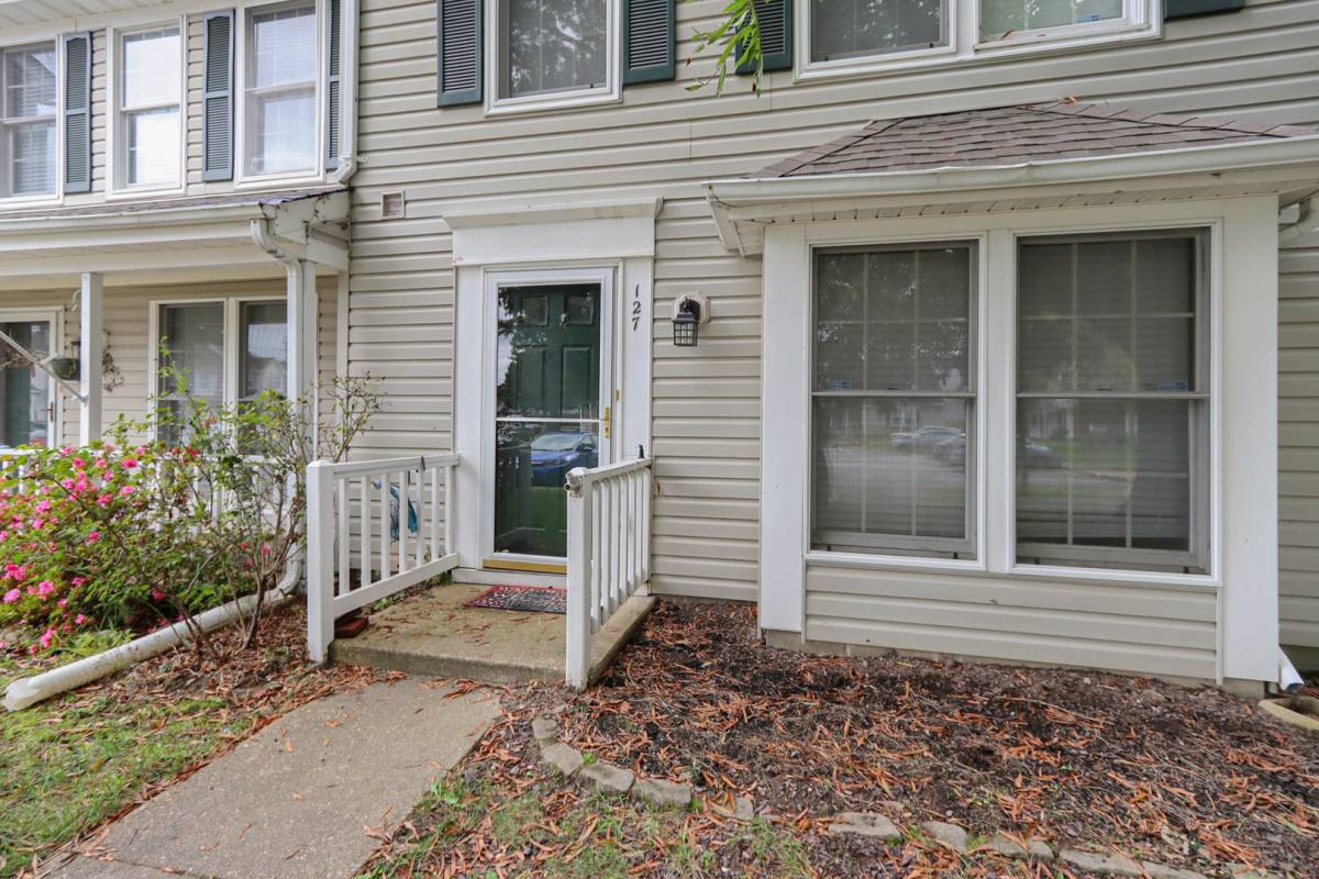 127 Sterling Court, Yorktown, VA 23693 Townhouse For Rent