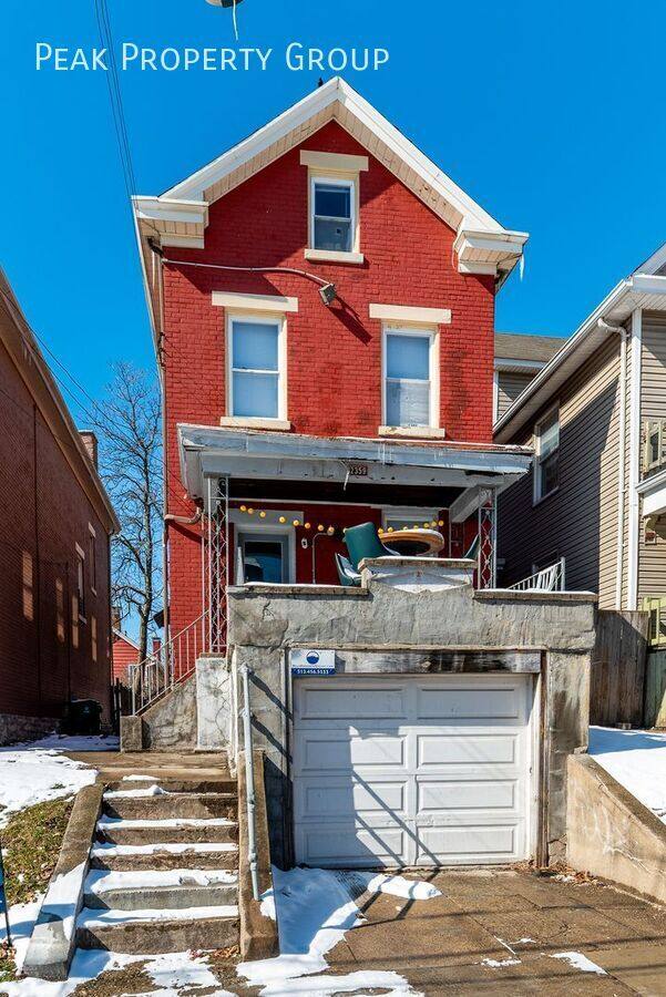Apartment for rent at 2359 Stratford Ave, Cincinnati, OH 45219