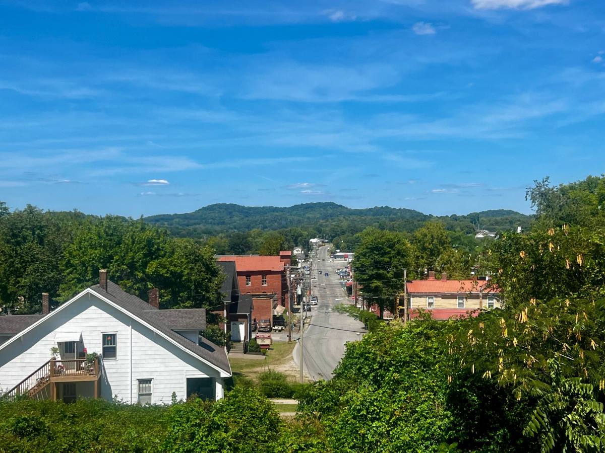Apartment for rent at 314 Church St, Hartsville, TN 37074
