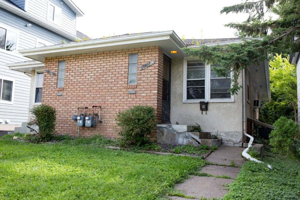 Apartment for rent at 1104-06 13th Ave SE, Minneapolis, MN 55414