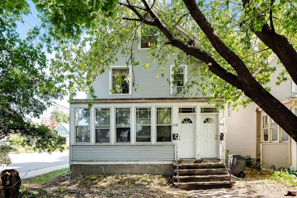 Apartment for rent at 1114-16 14th Ave SE, Minneapolis, MN 55414