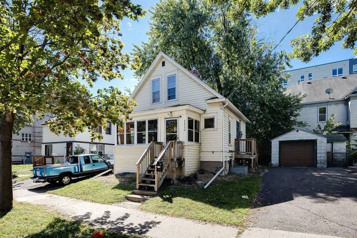 House for rent at 1410 8th St SE, Minneapolis, MN 55414