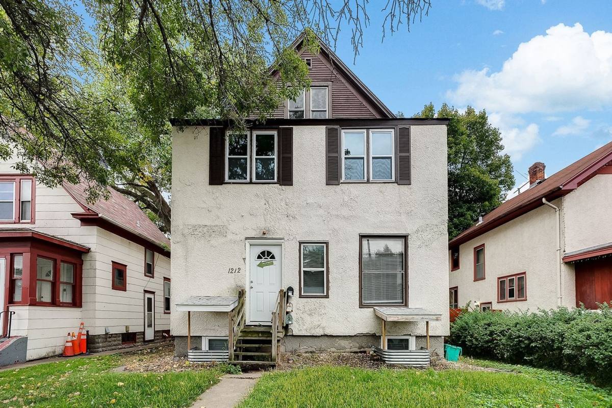 Apartment for rent at 1212 Como Ave SE, Minneapolis, MN 55414