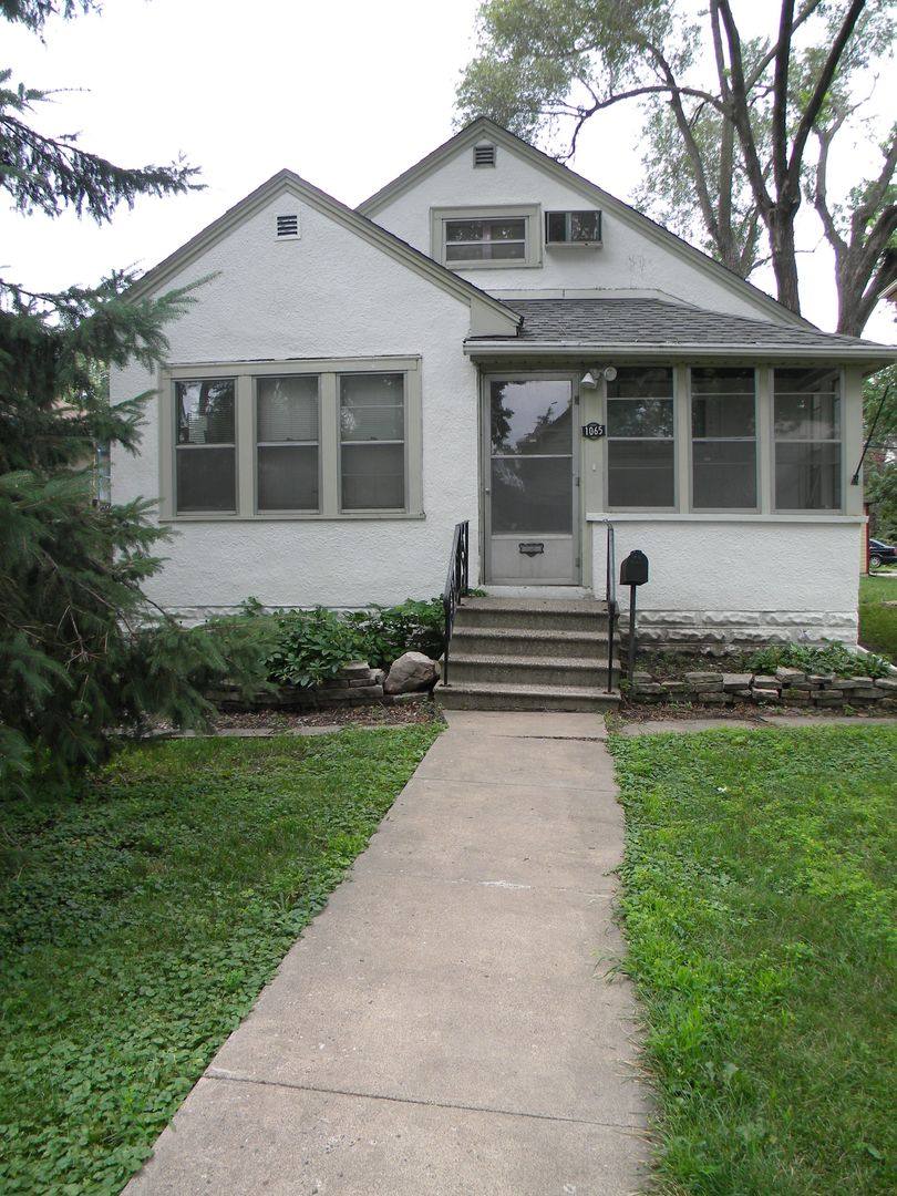 Apartment for rent at 1065 25th Ave SE, Minneapolis, MN 55414
