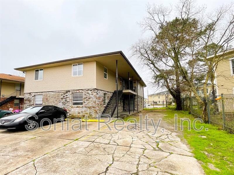 Apartment for rent at 15516 Dwyer Blvd, New Orleans, LA 70129