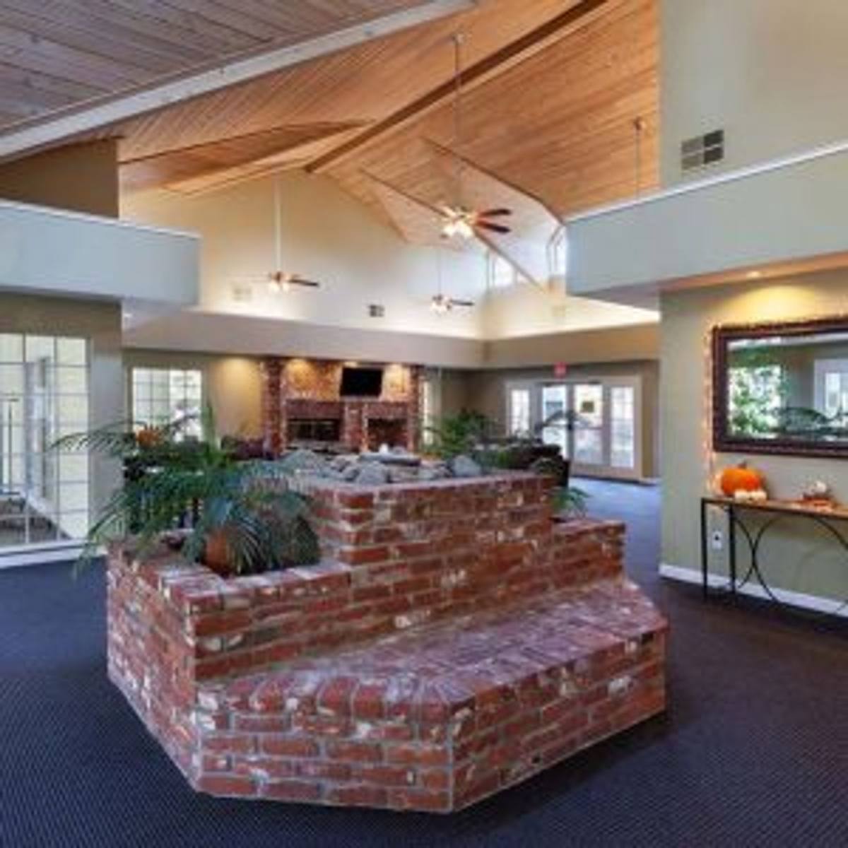 Apartment for rent at 2763 River Plaza Dr, Sacramento, CA 95833